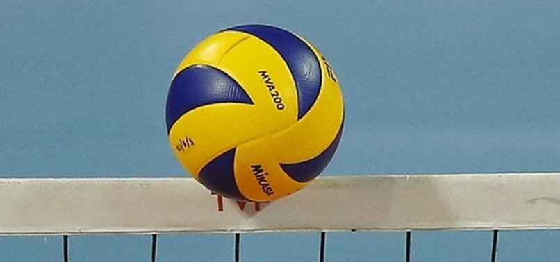 Deprem nedeniyle İzmir'deki voleybol maçları ertelendi