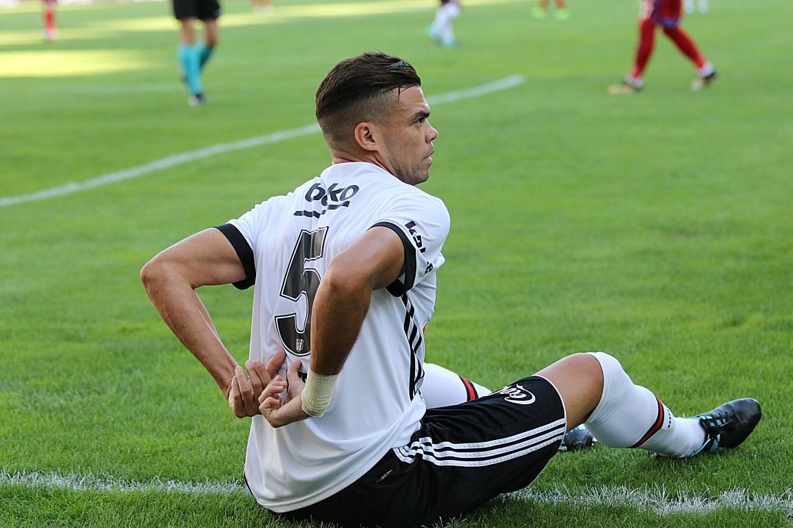 Karabükspor - Beşiktaş maçından kareler