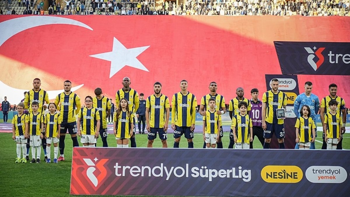 İşte Fenerbahçe'nin UEFA Şampiyonlar Ligi'ndeki rakipleri! İşte Fenerbahçe'nin UEFA Şampiyonlar Ligi'ndeki rakipleri!