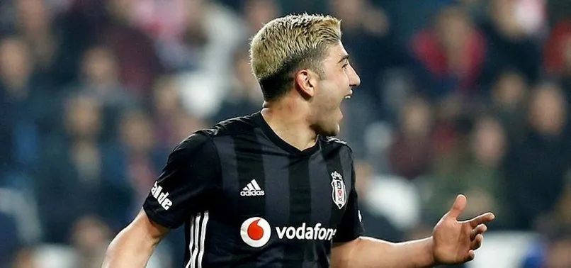 Beşiktaş'ta alkışlar Güven Yalçın'a