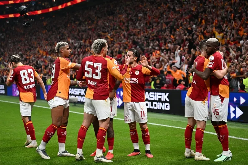 galatasaray-stuttgart-maci-ne-zaman-saat-kacta-hangi-kanalda-1793180189766.jpg Galatasaray-Stuttgart maçı ne zaman, saat kaçta, hangi kanalda? - 1