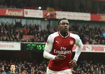 Welbeck’e Mitro’nun kontratı