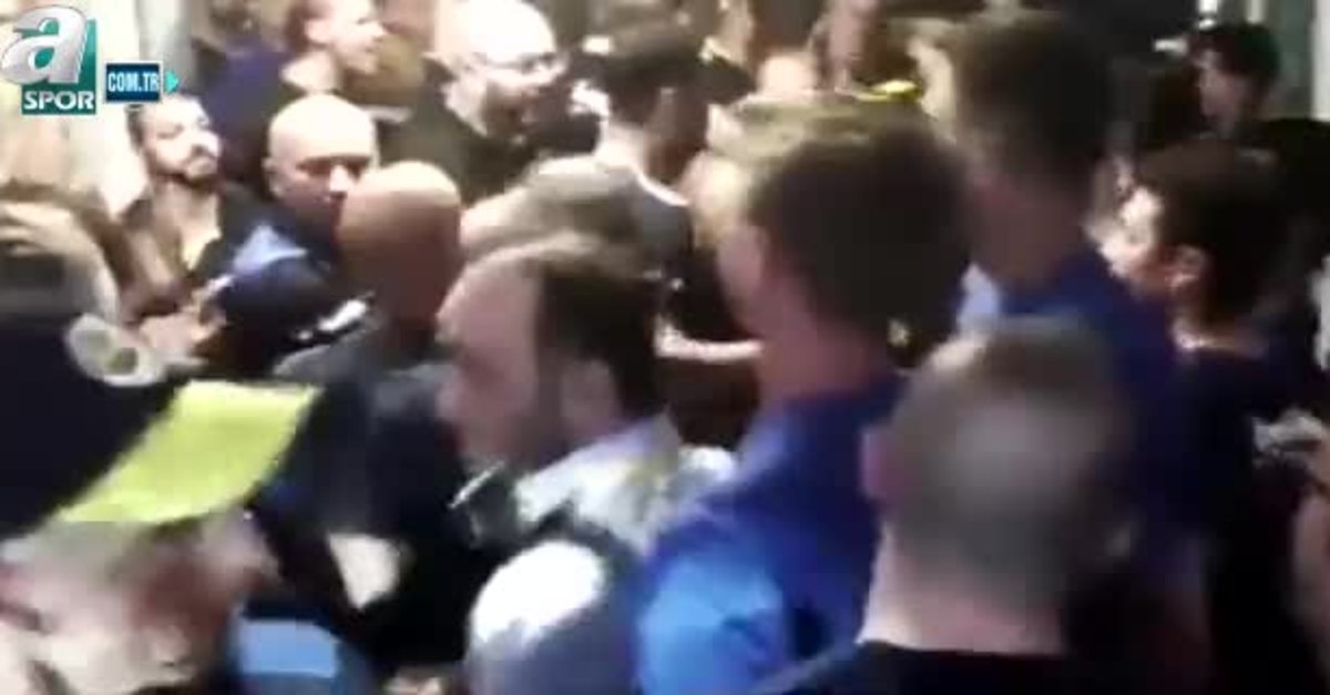 Maç sonrası tünel karıştı! Emre Belözoğlu...