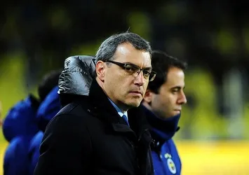 Comolli zirvede