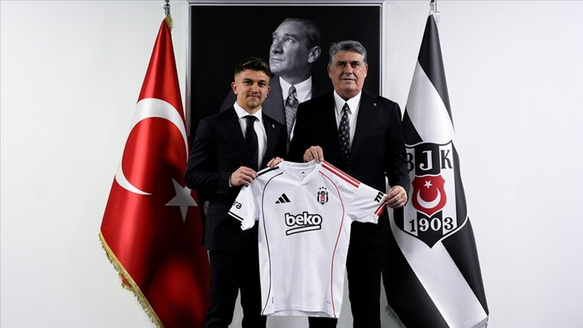 Beşiktaş, Rıdvan Yılmaz'ın lisansını çıkardı