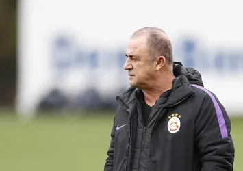 Fatih Terim el koydu