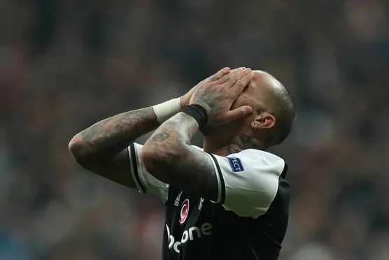 Beşiktaş'a Quaresma'dan kötü haber