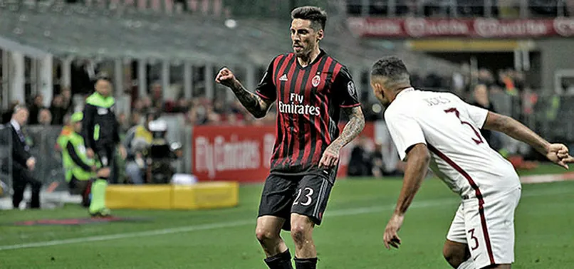 Sosa ve Gustavo Gomez, UEFA listesinde