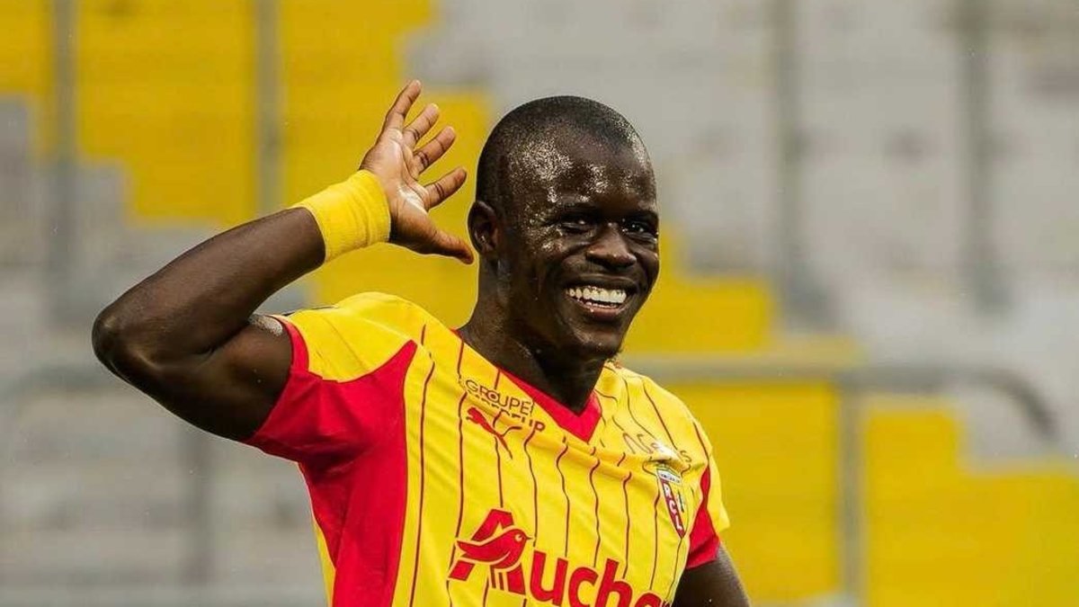 Fenerbahçe'den Malang Sarr bombası! Menajeri İstanbul'a geldi