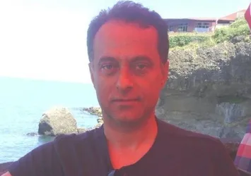 Yolda başına mermer düştü