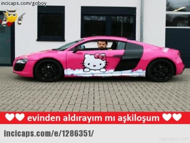 Hello Kitty sponsor oldu sosyal medya yıkıldı