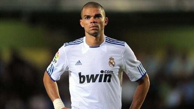 Dünyanın en pahalı defans oyuncuları