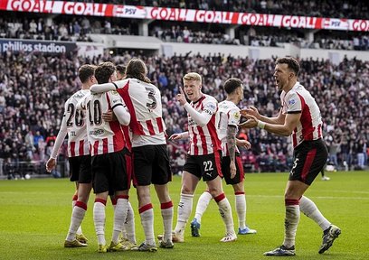 Hollanda liginde şampiyon PSV!