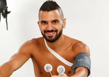 Aziz Behich PSV'ye transfer oldu!