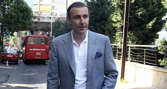 Dursun Özbek, Haldun Üstünel’in peşinde