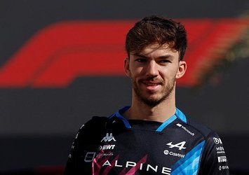 F1 pilotu Pierre Gasly futbola dahil oldu!