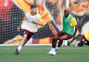 Galatasaray günü çift idmanla tamamladı