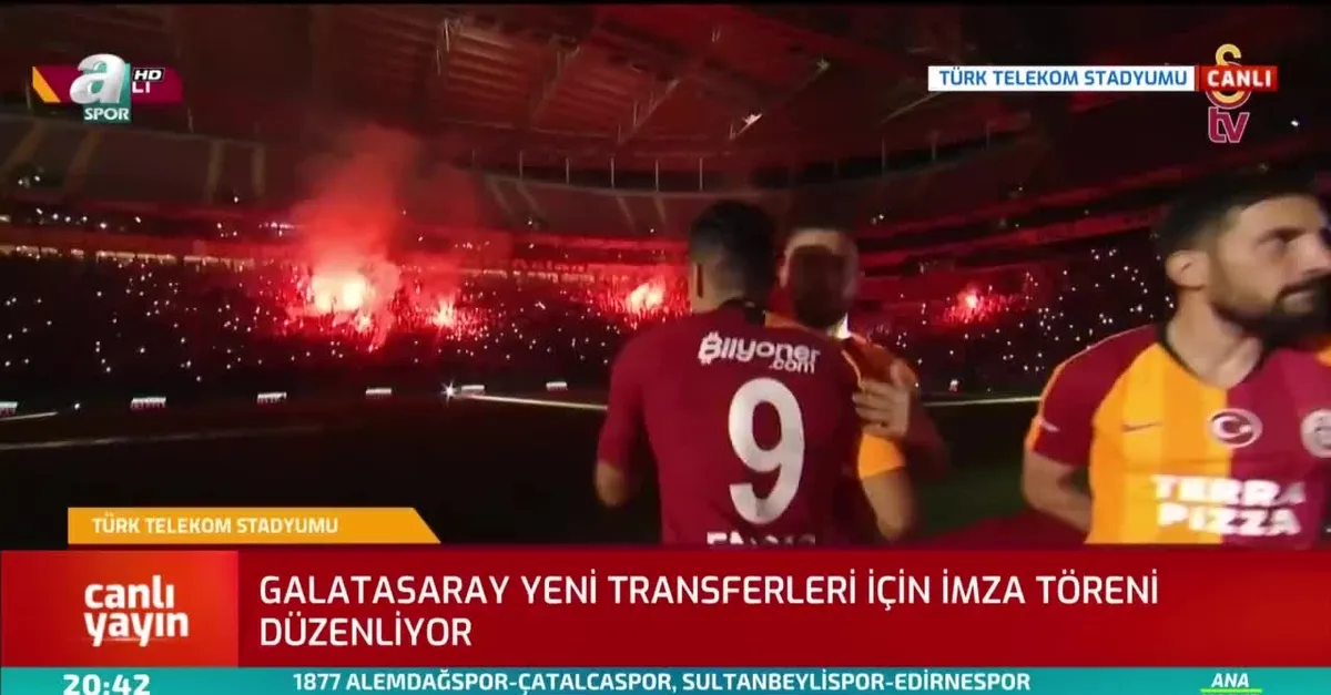 Falcao sahneye böyle çıktı! İşte o anlar...