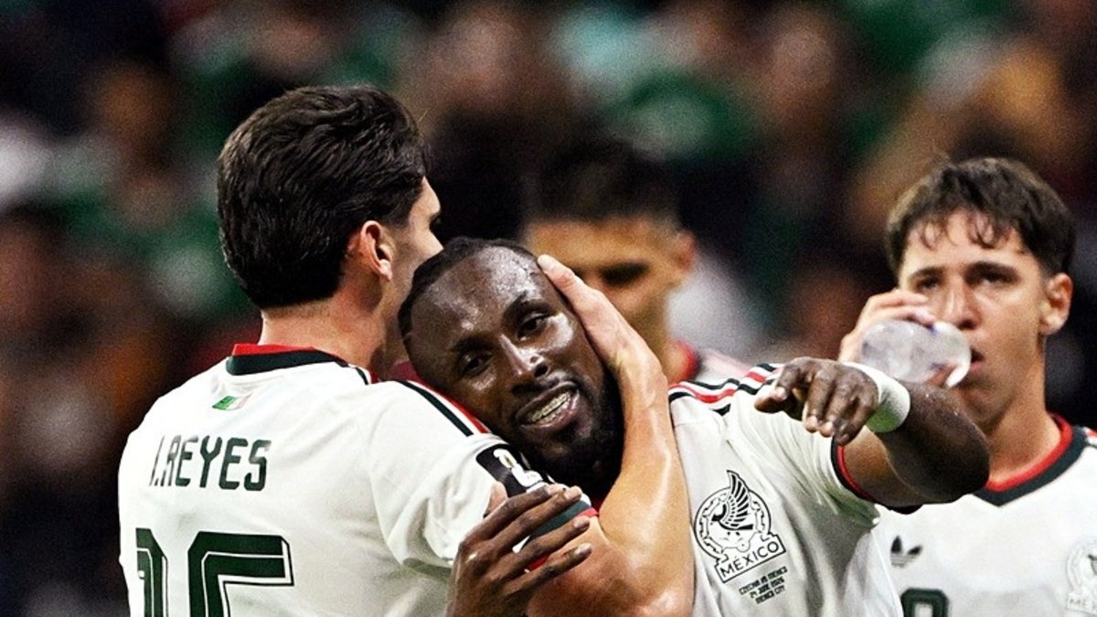 Meksika, Çekya'yı yendi: 3'te 3 yaparak grubunu lider tamamladı!