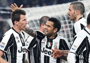 Juventus rakip tanımıyor