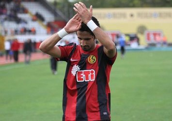 Alper Potuk'tan Eskişehirspor'a destek!