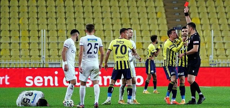 Fenerbahçede Mert Hakan Yandaşın Cezası Belli Oldu Sivasspor Maçında