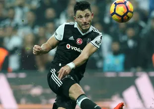 Beşiktaş'ın yıldızından yeşil ışık