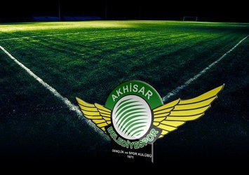 Akhisarspor'da 3 yolcu