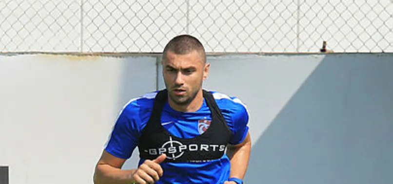 Trabzonspor'a Burak Yılmaz'dan kötü haber!