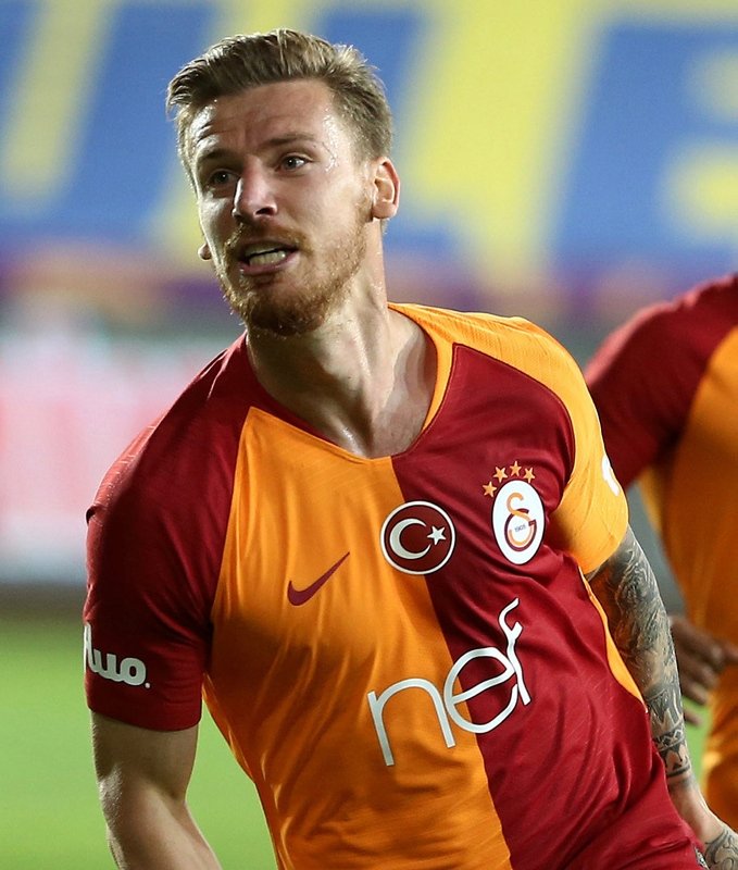 Serdar Aziz Fenerbahçe’de!