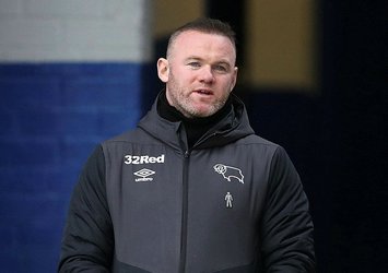 Wayne Rooney o takımla anlaştı!