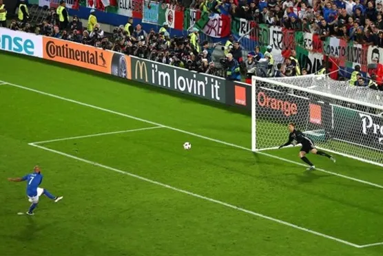 UEFA'dan tarihi penaltı kararı
