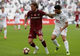 Beşiktaş, Başakşehir'i 2-1 ile geçti