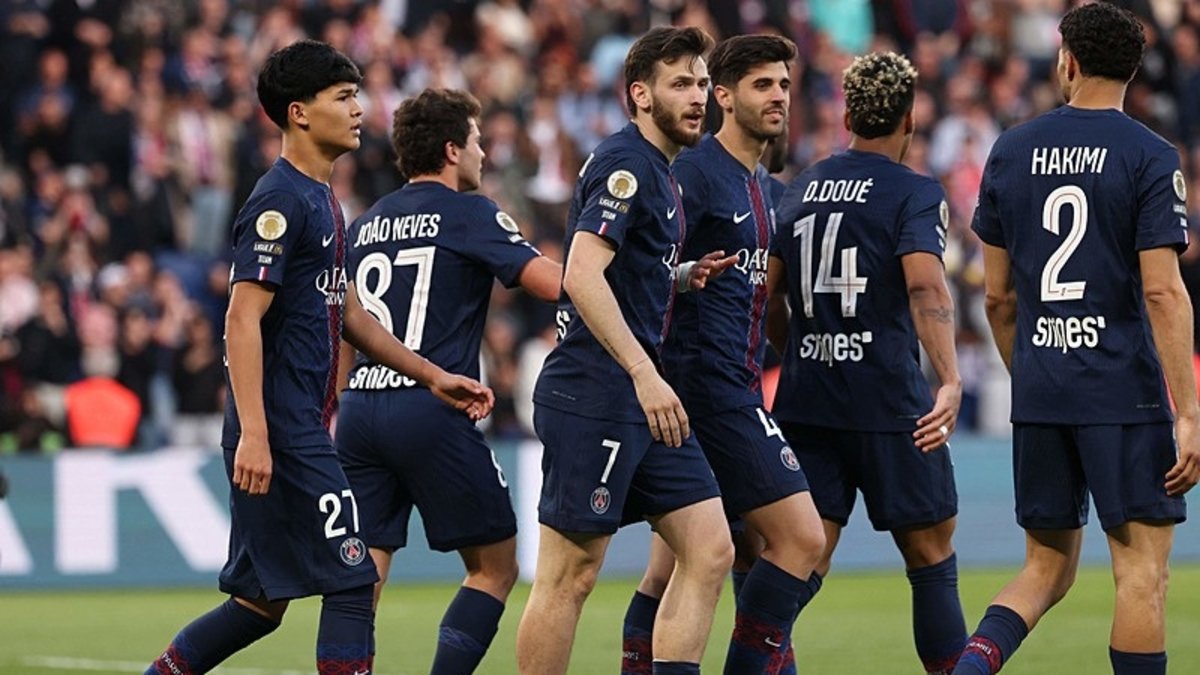 Yılın takımı seçiminde sürpriz olmadı!