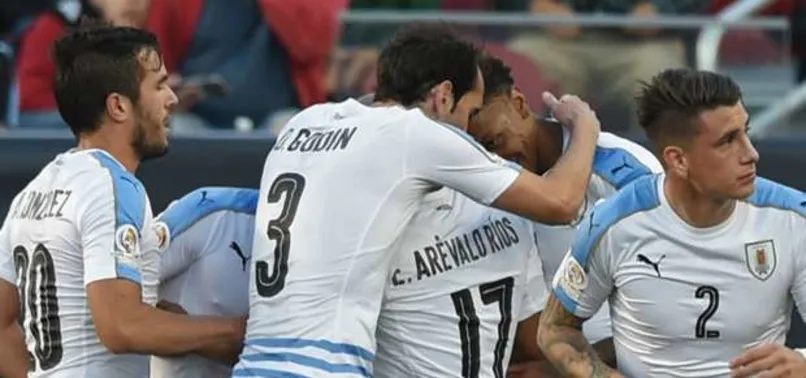 Uruguay’dan Copa Amerika’ya galibiyetli veda!