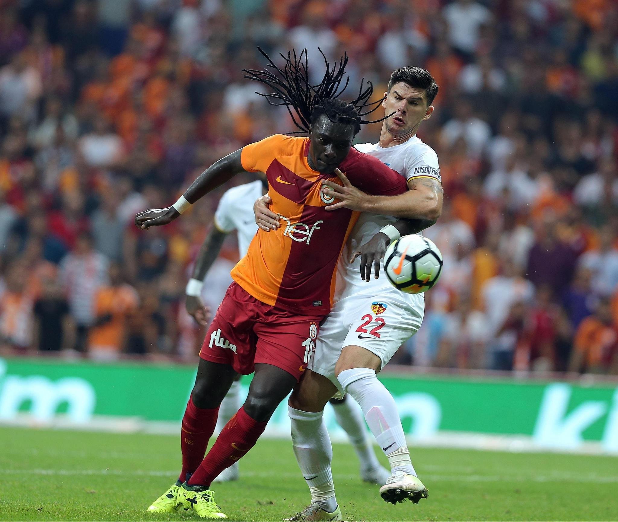 Galatasaray sosyal medyayı salladı