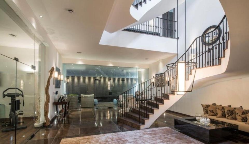 Aubameyang’ın Londra’daki müthiş evi...