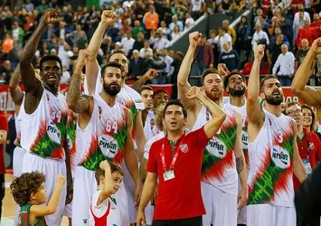 Pınar Karşıyaka tur için sahada
