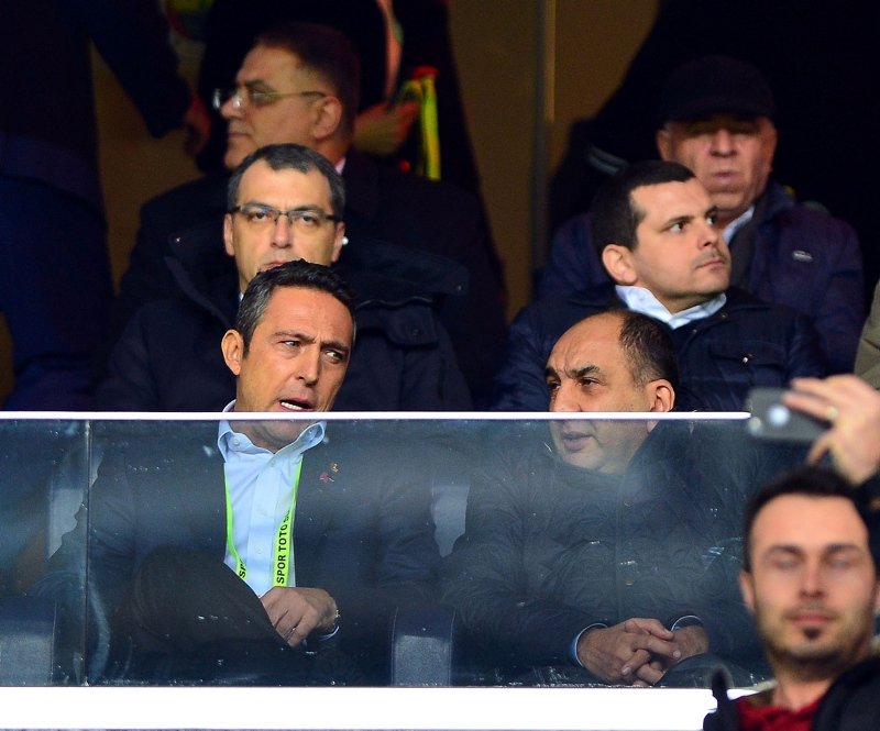 Ersun Yanal beklenirken o geliyor!