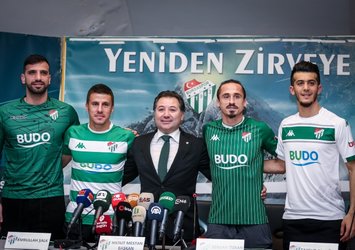 Bursaspor'da dörtlü imza