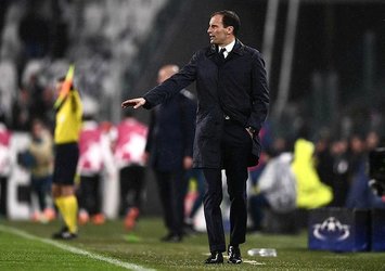 Allegri, Chelsea'ye 3 Juve'li ile gidiyor