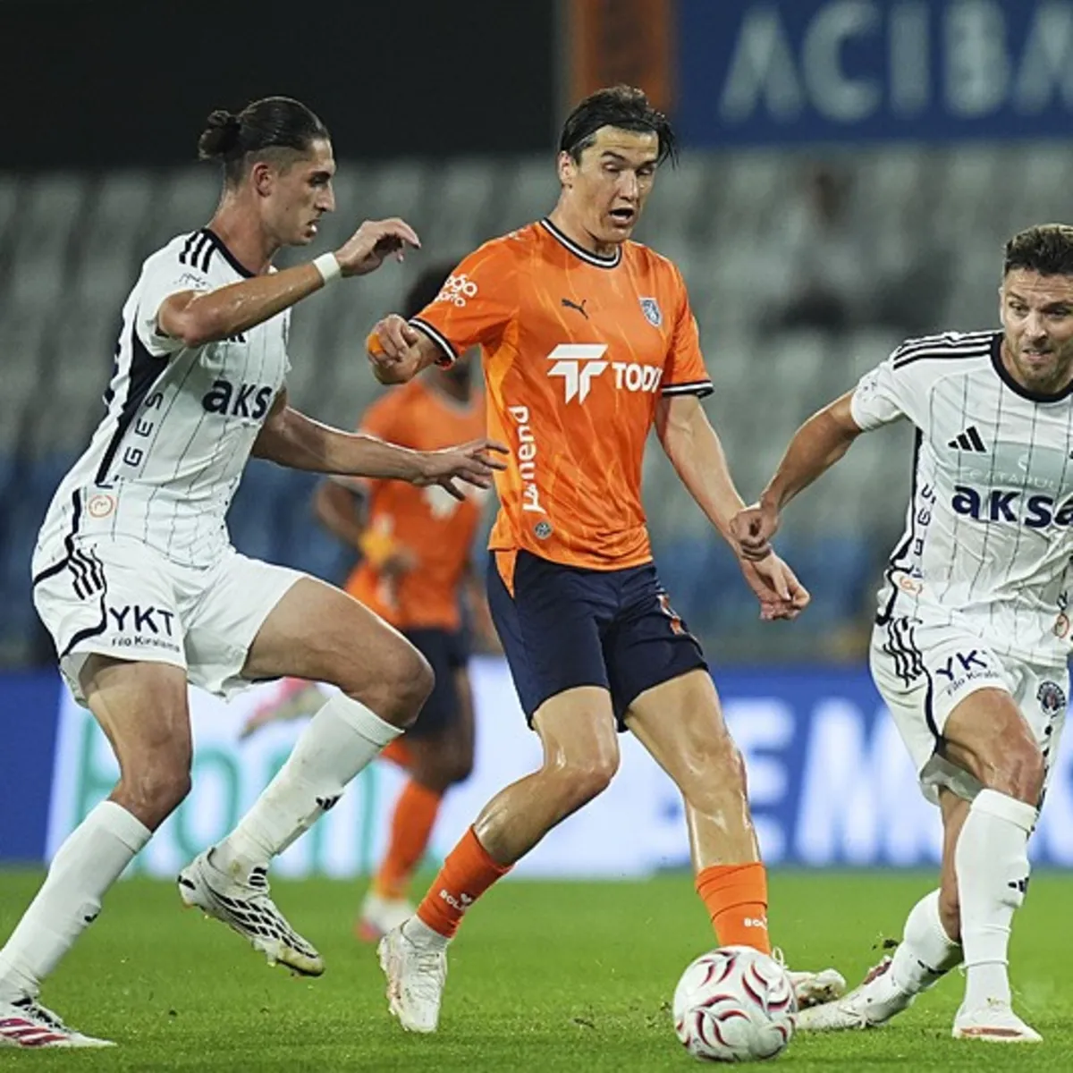 İstanbul derbisinde kazanan yok! Başakşehir ile Kasımpaşa yenişemedi