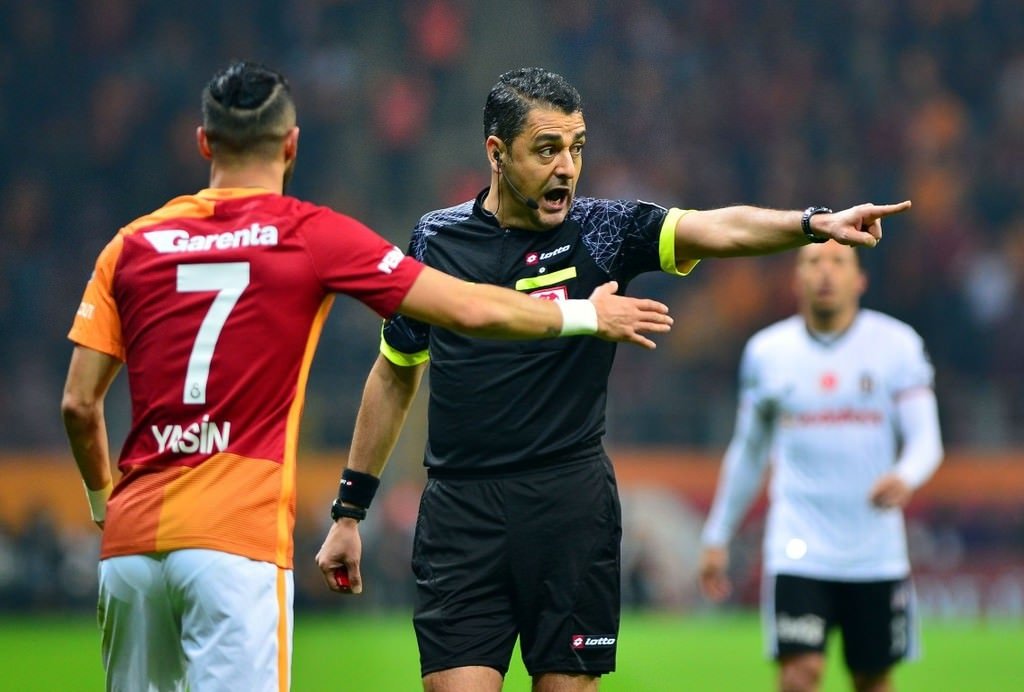 Galatasaray-Beşiktaş karşılaşmasından kareler