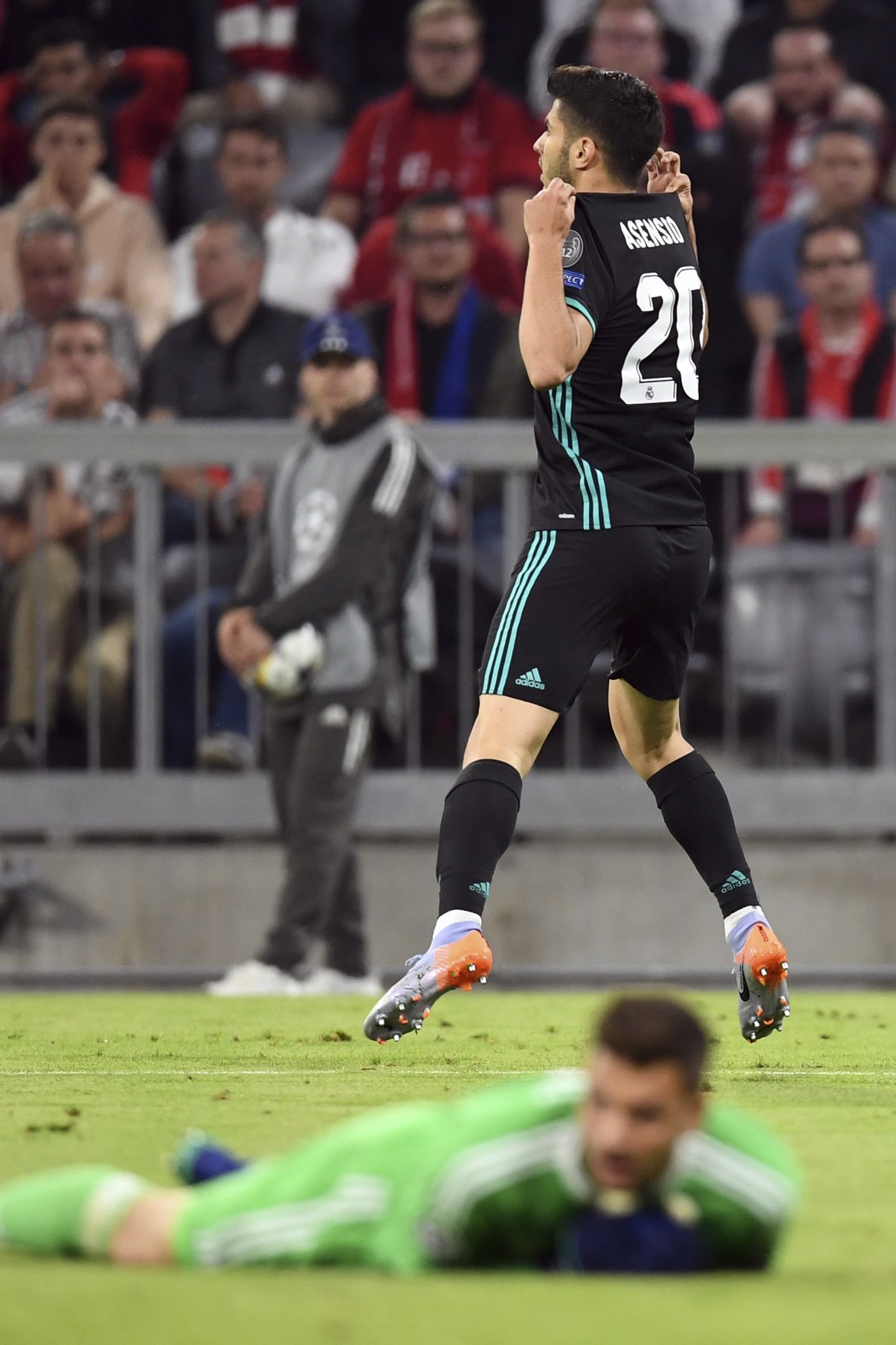 Real Madrid, Bayern Münih deplasmanından mutlu döndü