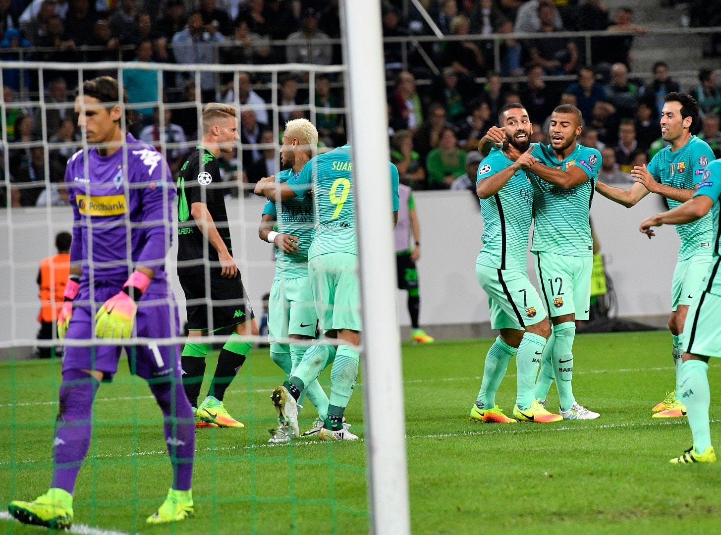 Arda Turan’dan olay hareket