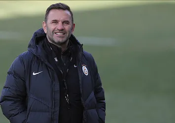 Cimbom 3 puan peşinde! İşte Buruk'un 11'i