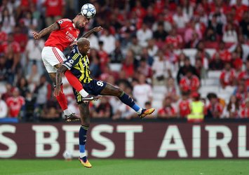 Benfica'nın F.Bahçe karşısında bulduğu gol VAR'dan döndü!