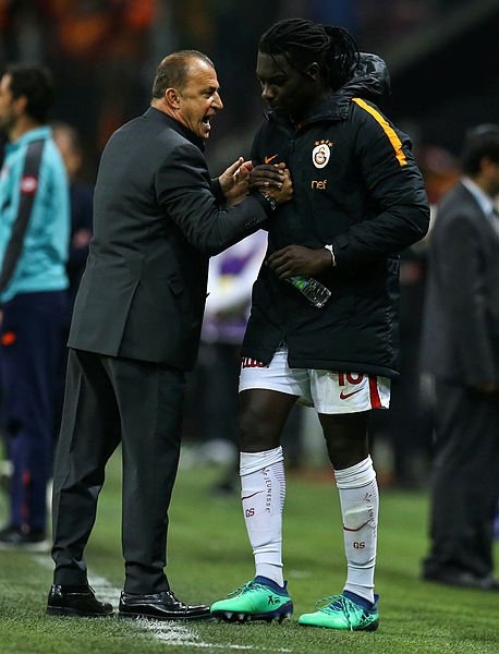 Flaş iddia: Galatasaray’da Fatih Terim Gomis’i istemiyor!
