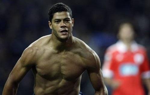 En çok bonservis ödenen 20 yıldız