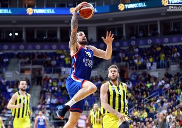 Anadolu Efes, İspanya deplasmanında